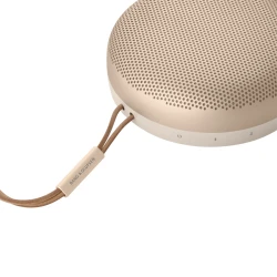 Bang & Olufsen Beosound A1 2nd Gen Gold Tone - OTG - thumbnail 5