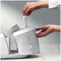 Electrolux Parna Stanica Refine 600 E6ST1-4PP - 2400W, 1.2L rezervoar, automatsko podešavanje, visoki pritisak pare - thumbnail 2