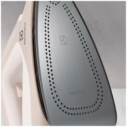 Electrolux Parna Stanica Refine 600 E6ST1-4PP - 2400W, 1.2L rezervoar, automatsko podešavanje, visoki pritisak pare - thumbnail 7
